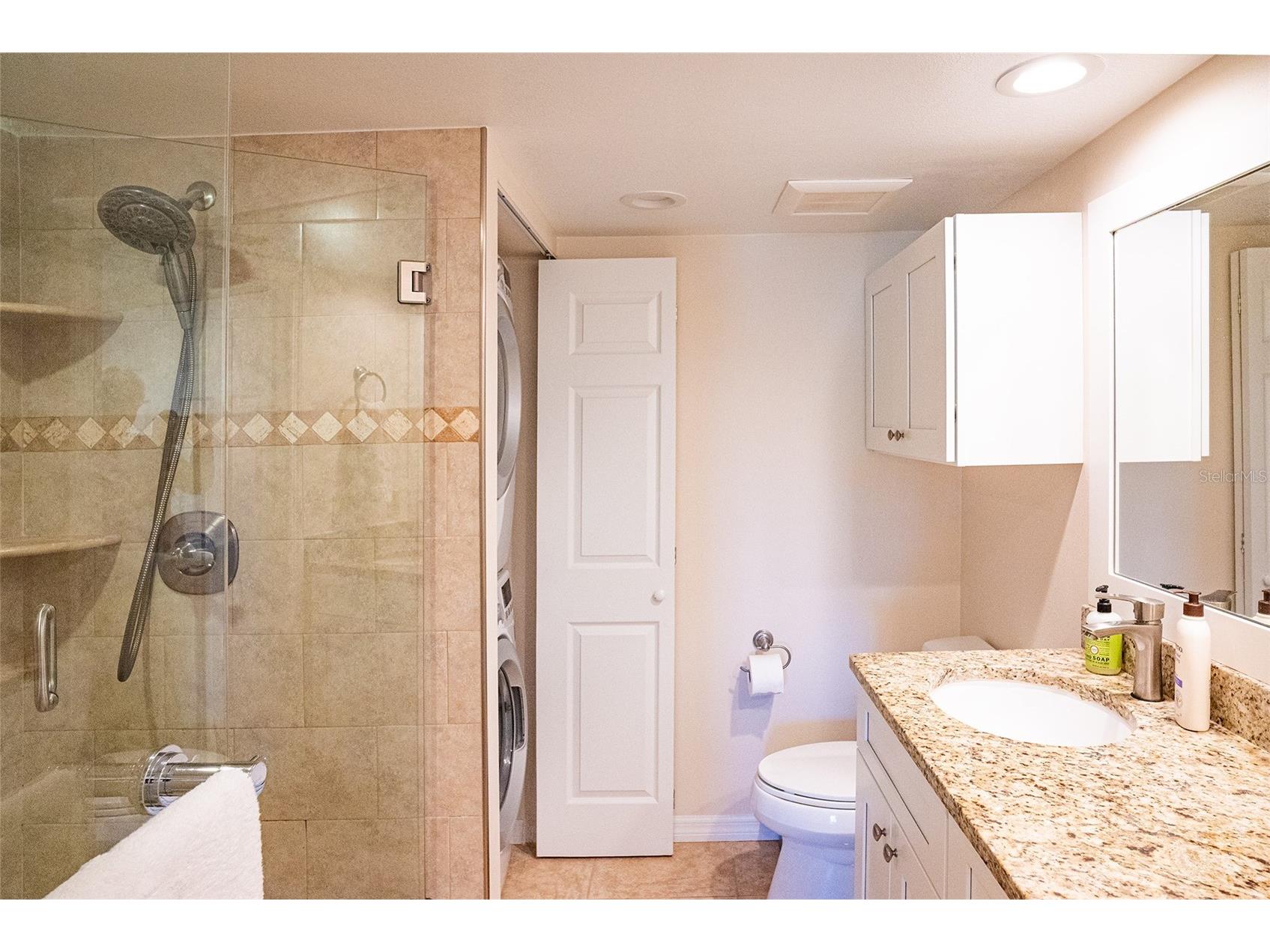 433 Cerromar Lane #541 Venice FL 34293 A4675839 image18