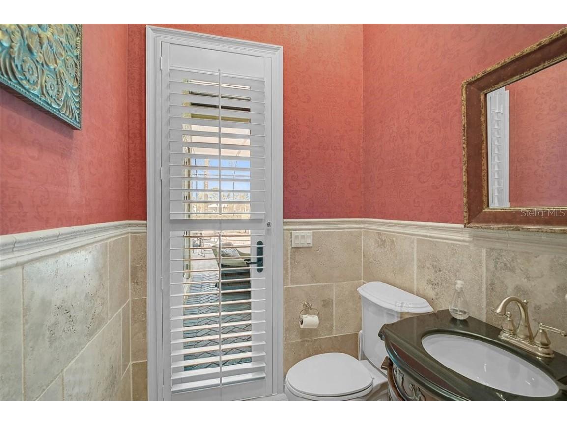 433 E Macewen Drive Osprey FL 34229 A4676505 image11