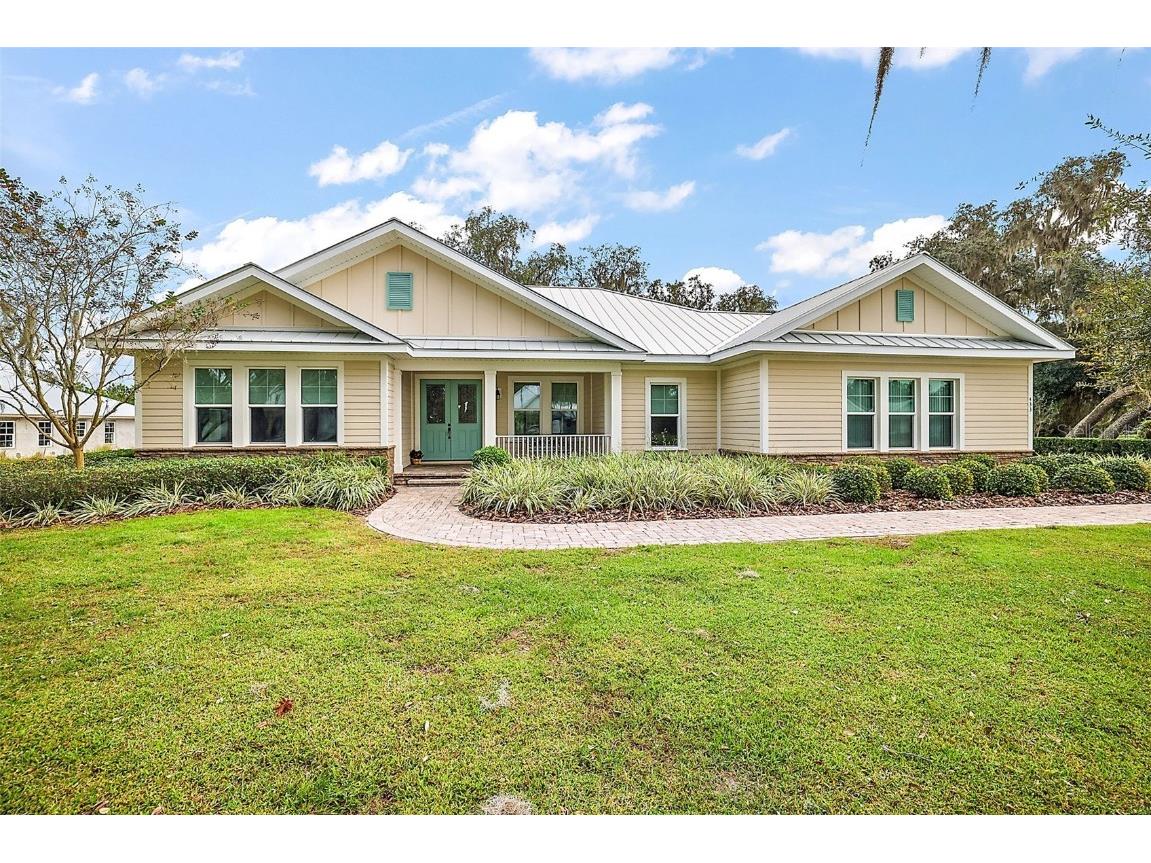 433 Long And Winding Road Howey In The Hills FL 34737 G5076199 image1