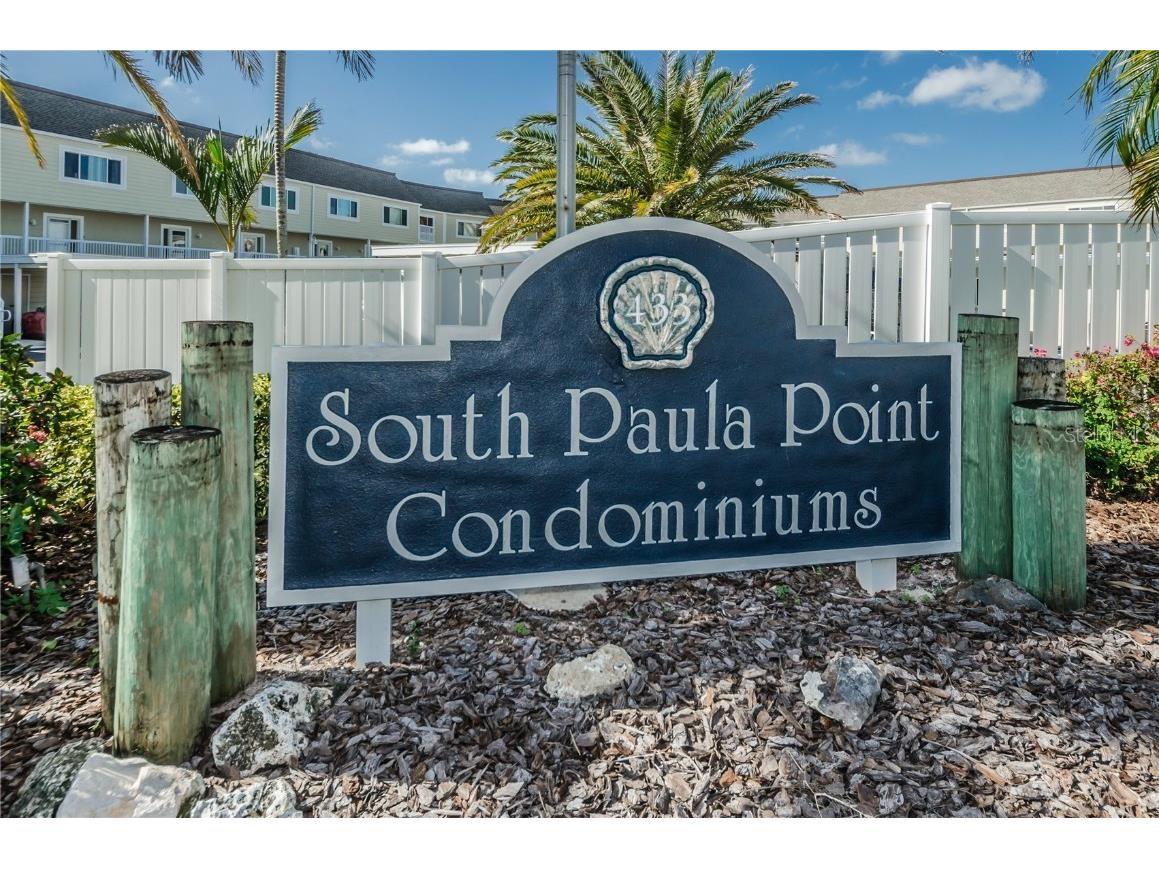 433 S Paula Drive #21 Dunedin FL 34698 TB8450657 image2