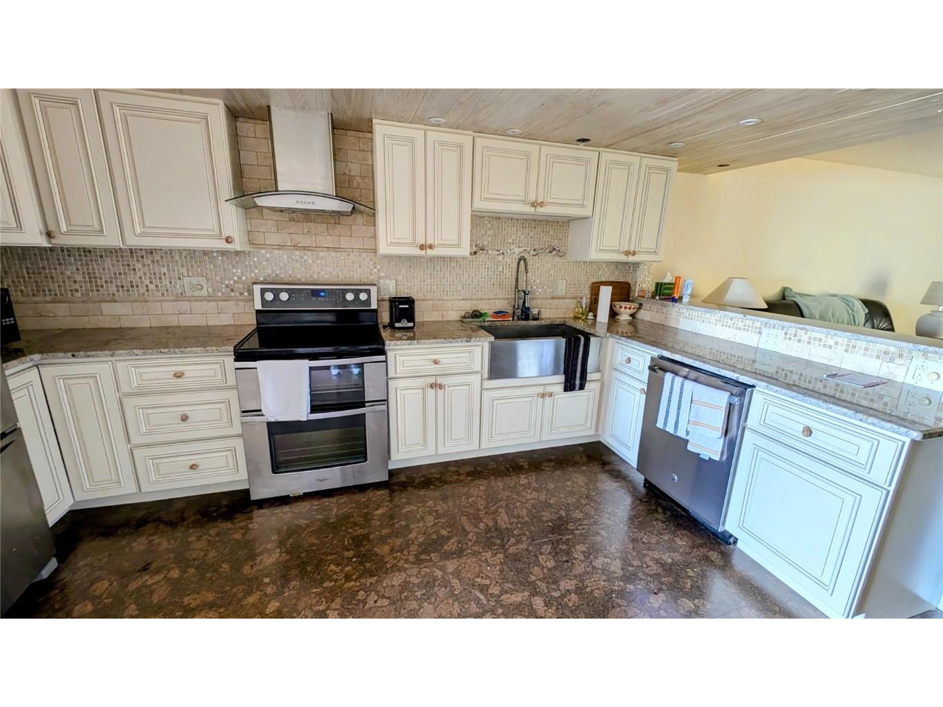 433 S Paula Drive #21 Dunedin FL 34698 TB8450657 image6