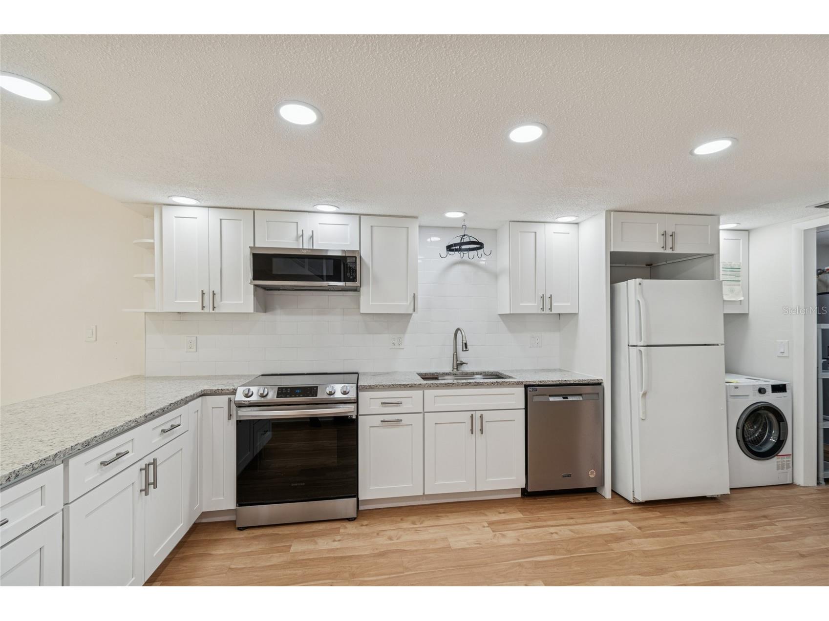 433 S Paula Drive #24 Dunedin FL 34698 TB8467573 image11