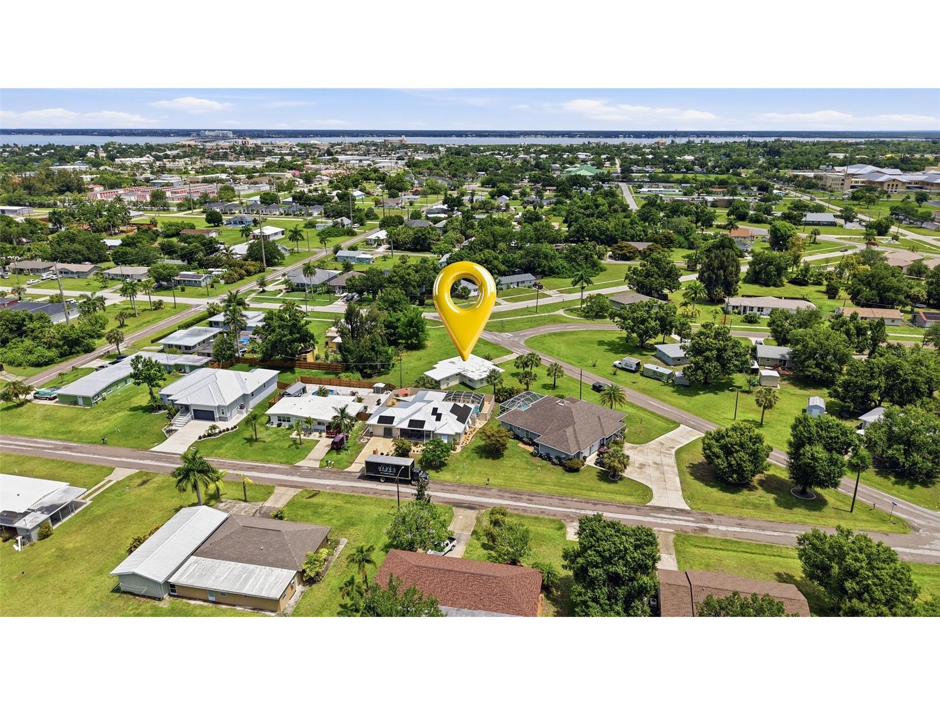 433 South Drive Punta Gorda FL 33950 C7526718 image2