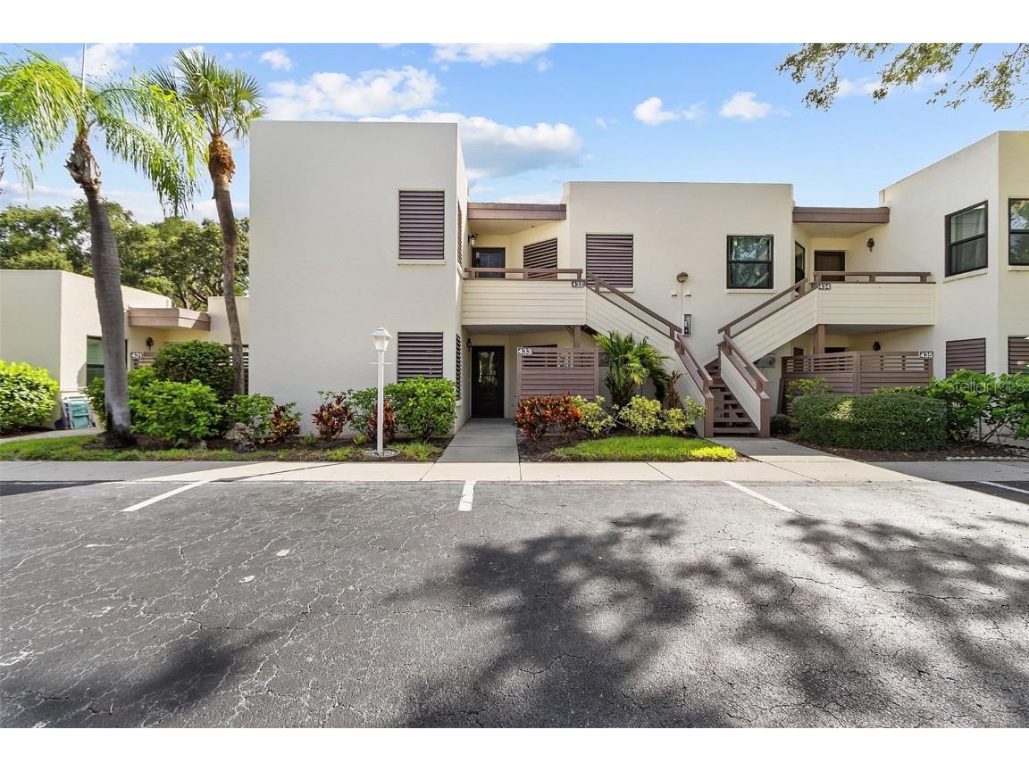 433 Spring Lakes Boulevard Bradenton FL 34210 U8251657 image1