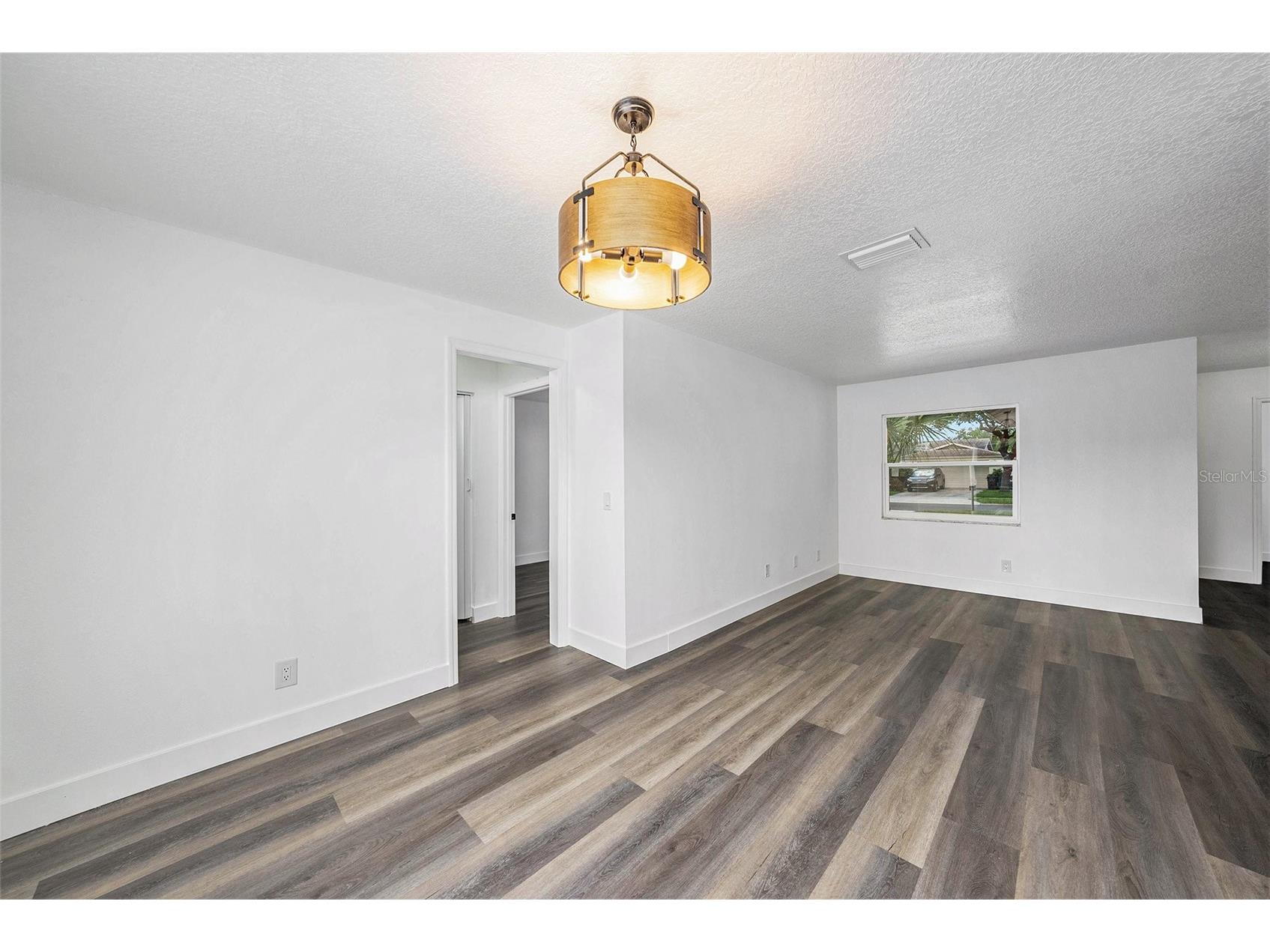 433 Tangerine Drive Oldsmar FL 34677 TB8421066 image10