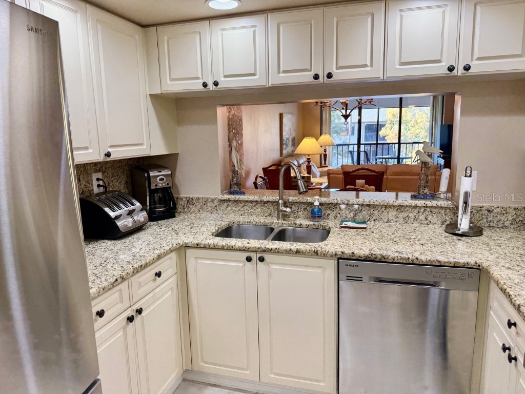 4330 47th Avenue W #202 Bradenton FL 34210 A4672919 image16