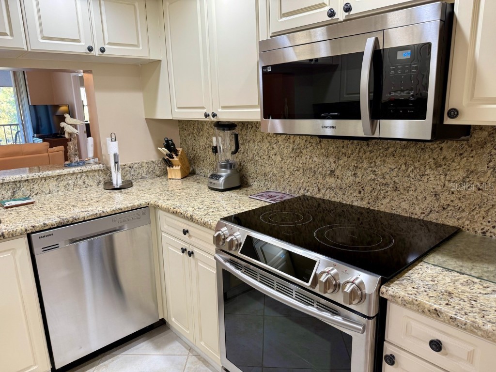 4330 47th Avenue W #202 Bradenton FL 34210 A4672919 image18