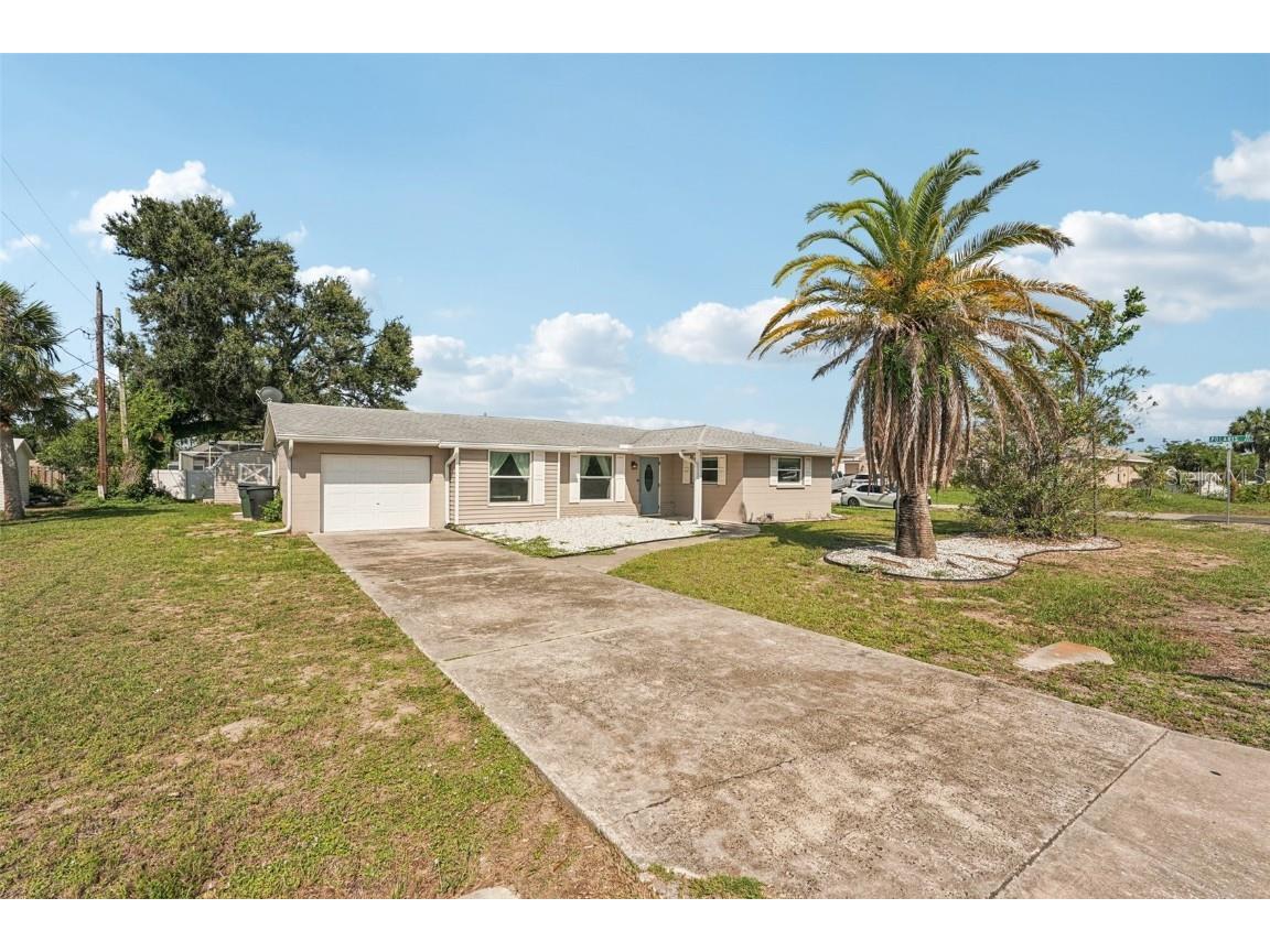 4330 Alligator Drive Venice FL 34293 A4655851 image1