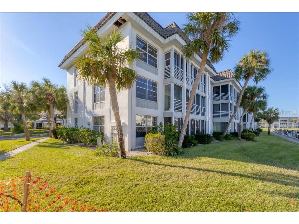 4330 Falmouth Drive #308 Longboat Key FL 34228 - SARASOTA BAY A4631792 image1