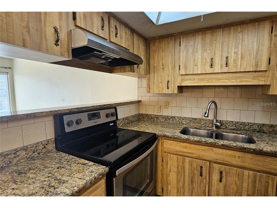 4330 Tahitian Gardens Circle #C Holiday FL 34691 TB8434256 image8