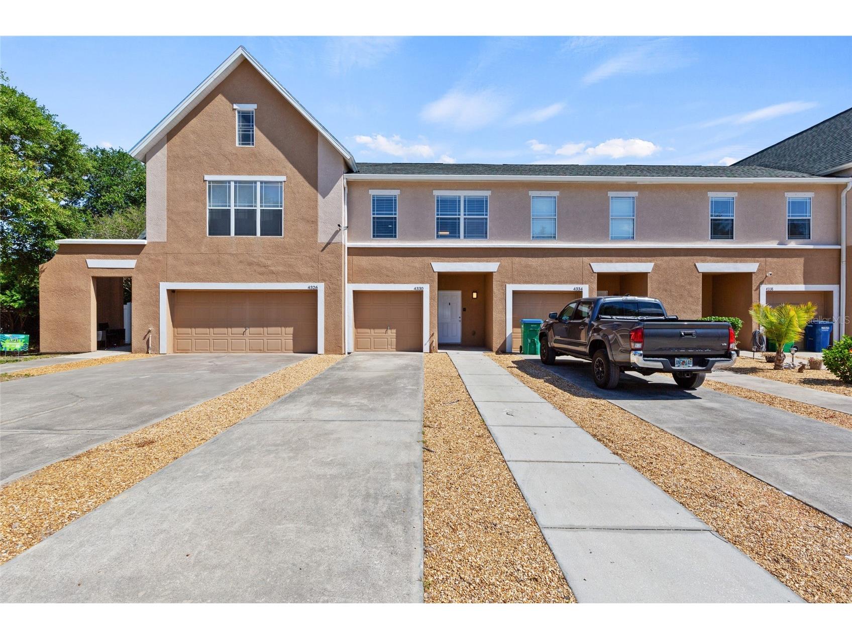 4330 Tyler Circle N Saint Petersburg FL 33709 A4690262 image1