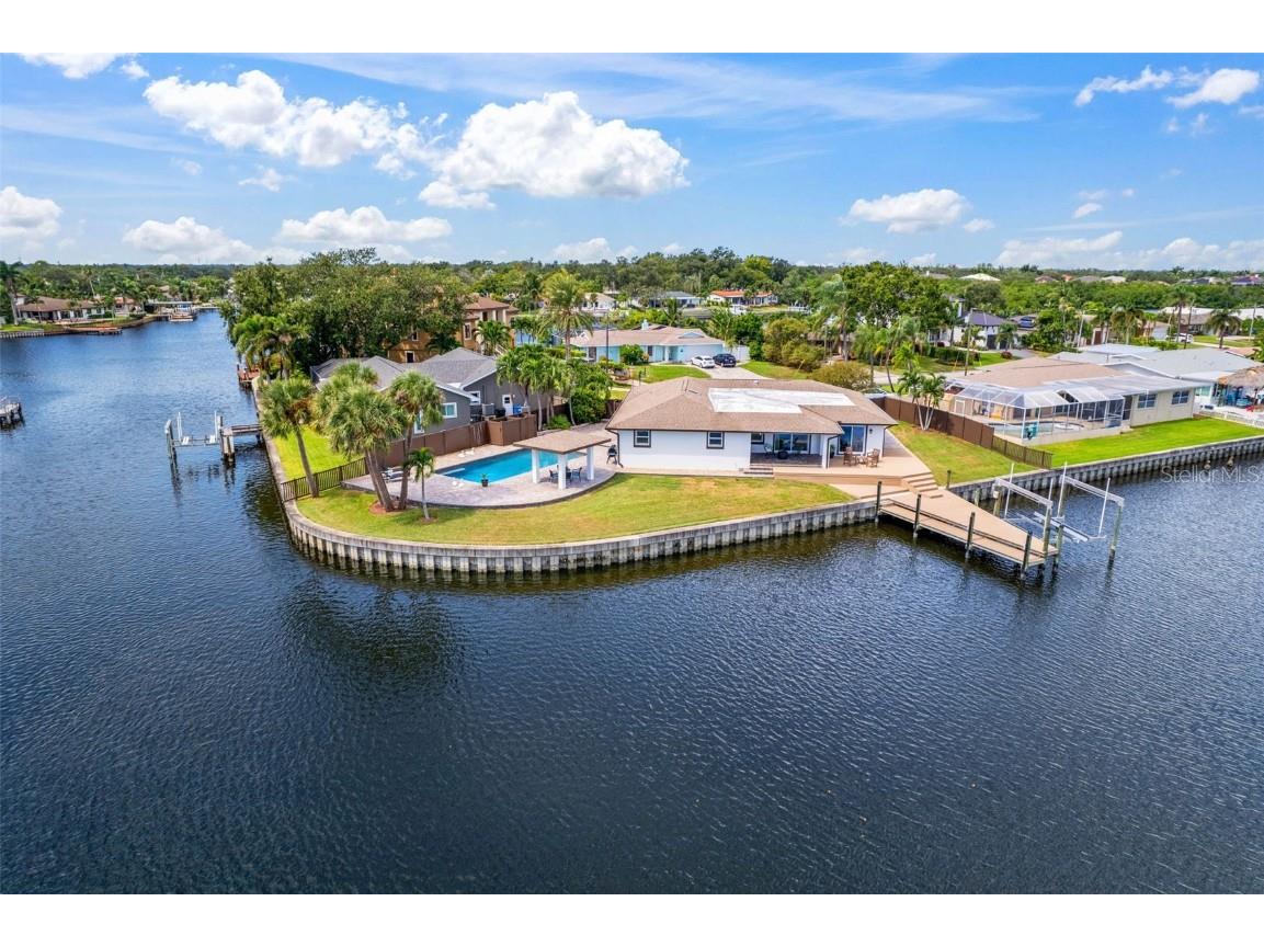 4331 13th Way NE Saint Petersburg FL 33703 TB8426396 image1