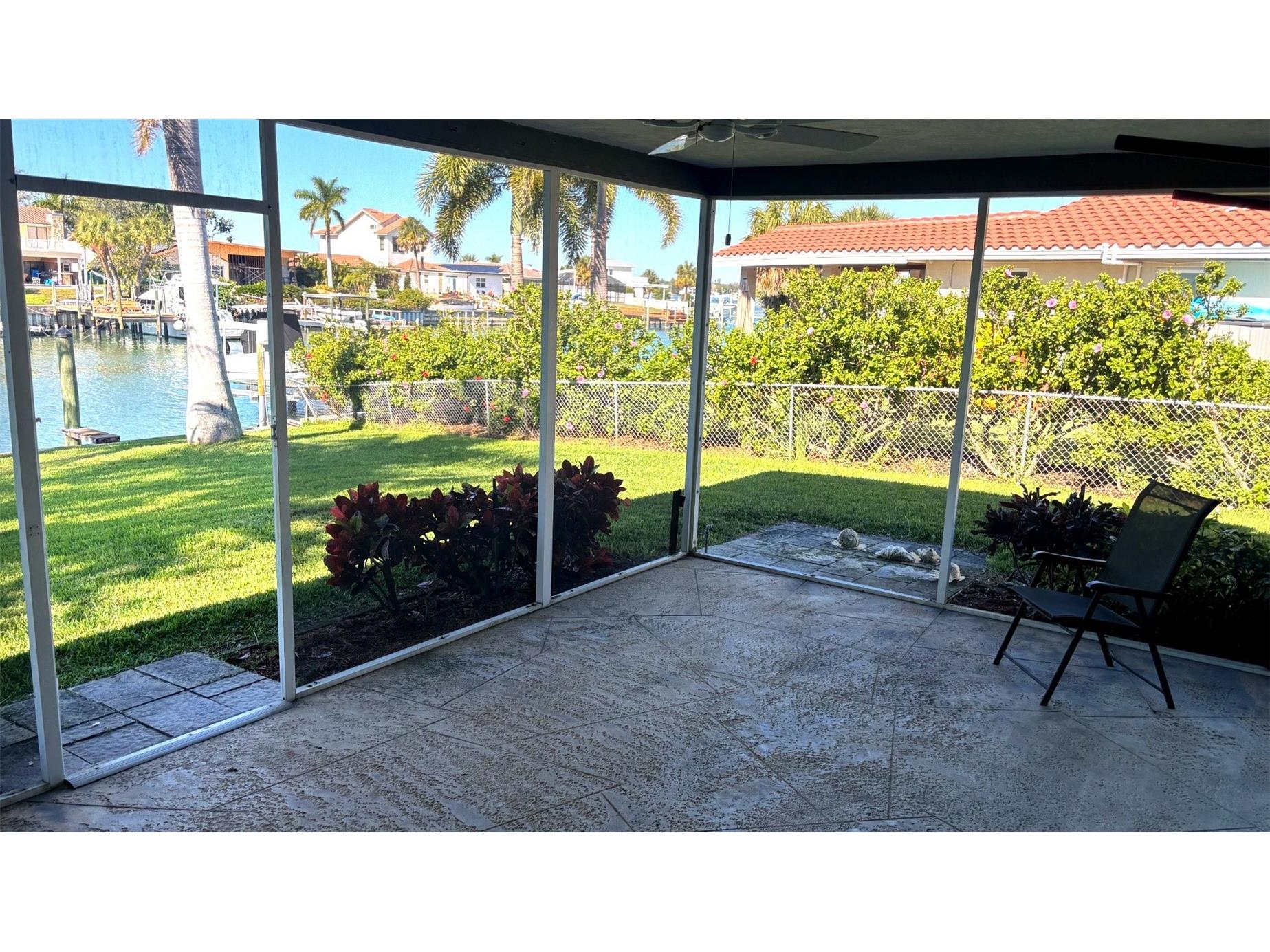 4331 44th Street S Saint Petersburg FL 33711 TB8464551 image18