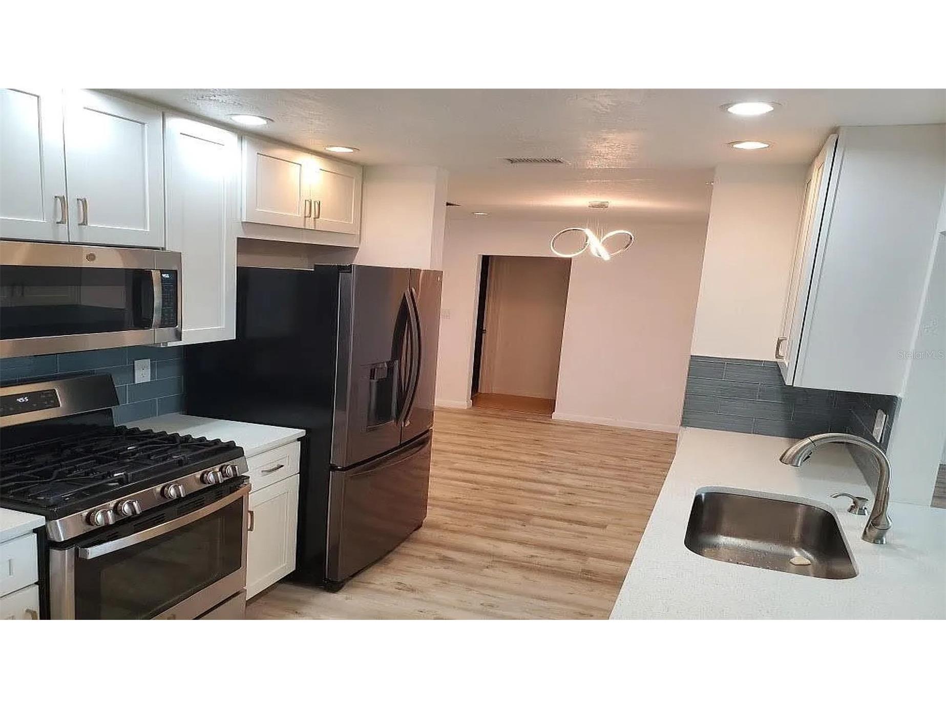 4331 44th Street S Saint Petersburg FL 33711 TB8464551 image6