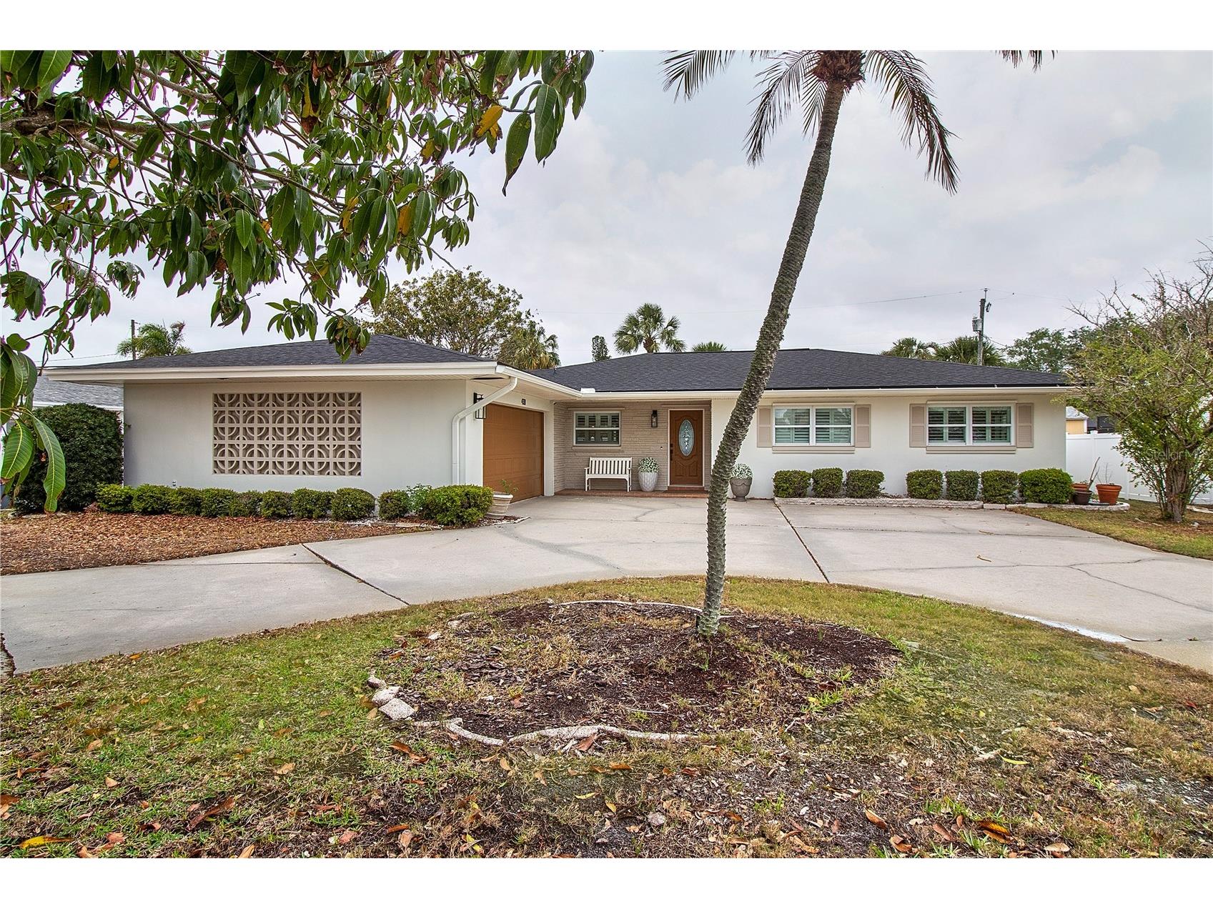 4331 Harbor Hills Drive Largo FL 33770 TB8487672 image1