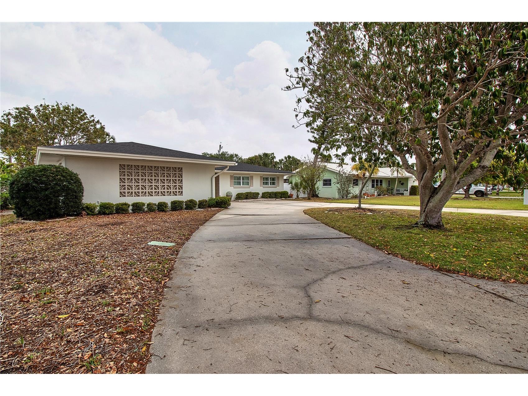 4331 Harbor Hills Drive Largo FL 33770 TB8487672 image3