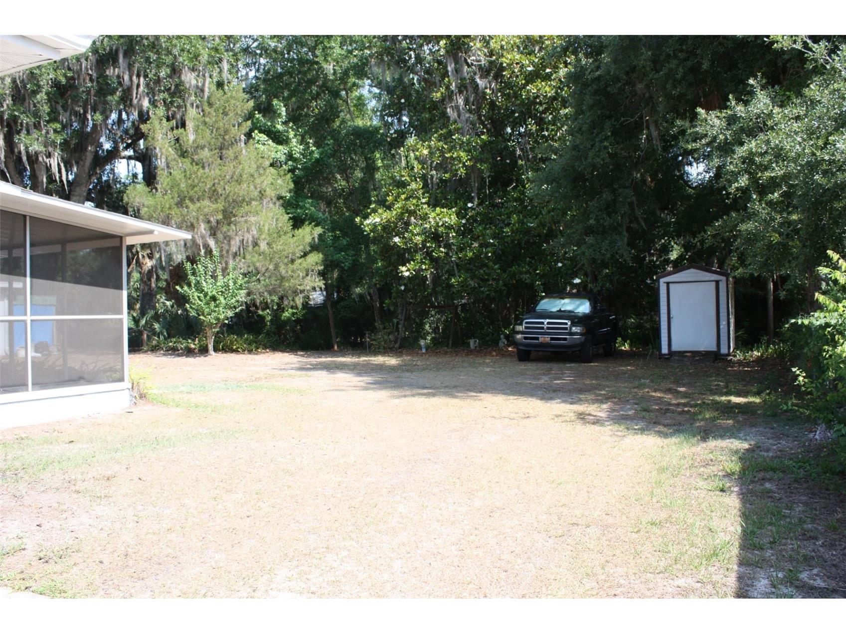 4331 Magnolia Avenue Leesburg FL 34748 - LAKE HARRIS L4961818 image11