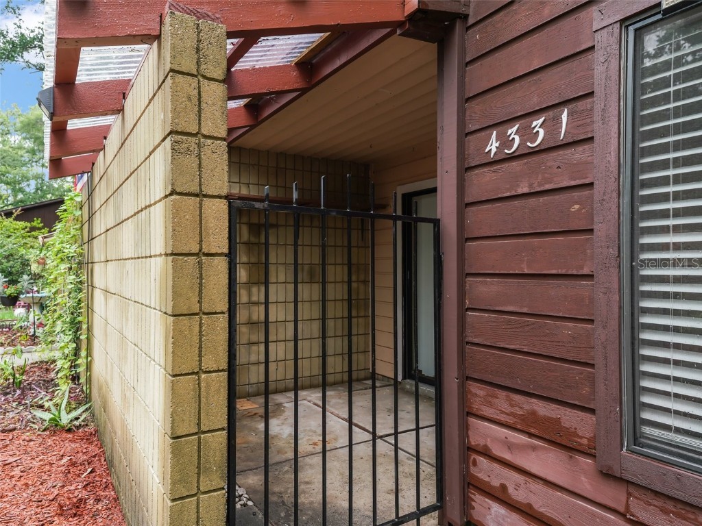 4331 SW 67th Terrace Gainesville FL 32608 G5070330 image1