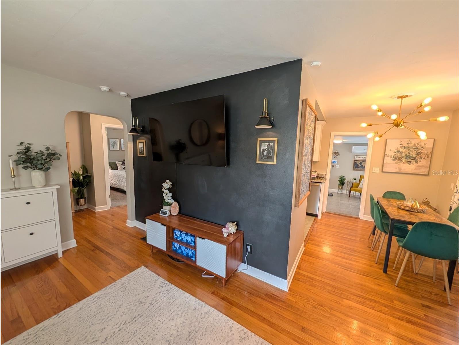 4332 9th Ave N Saint Petersburg FL 33713 W7886245 image6