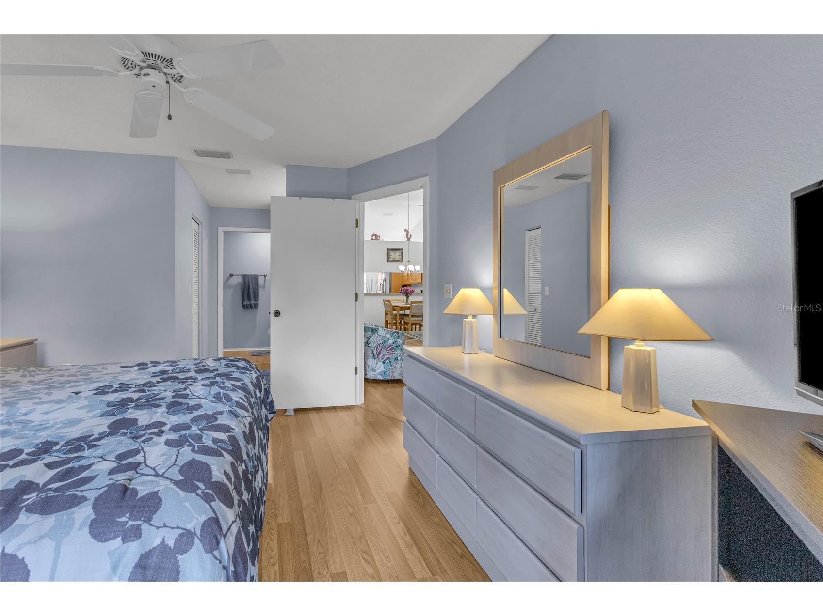 4332 Marseilles Avenue #3236 Sarasota FL 34233 A4677424 image46