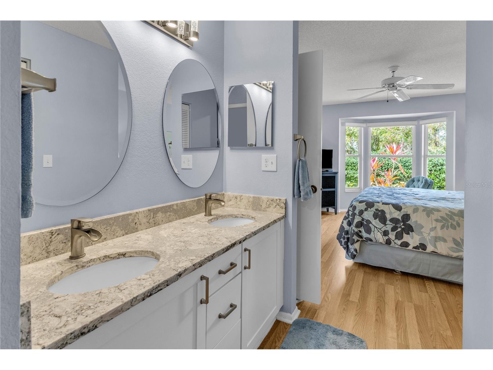 4332 Marseilles Avenue #3236 Sarasota FL 34233 A4677424 image49