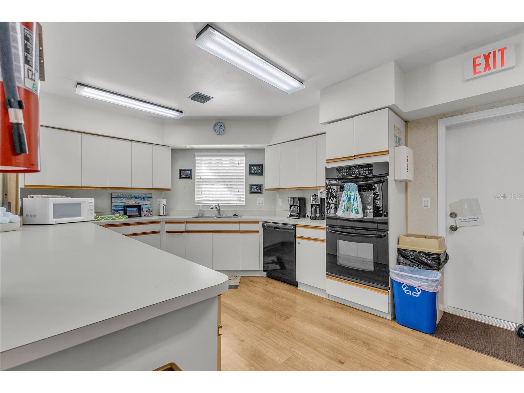 4332 Marseilles Avenue #3236 Sarasota FL 34233 A4677424 image66