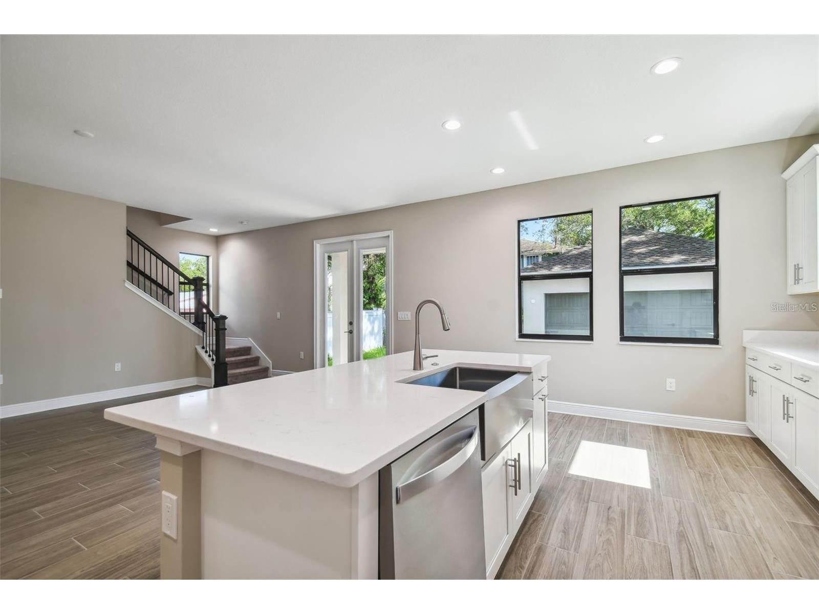 4333 2nd Avenue N Saint Petersburg FL 33713 TB8493711 image14