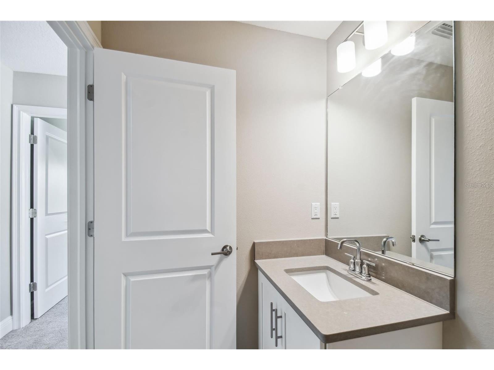 4333 2nd Avenue N Saint Petersburg FL 33713 TB8493711 image25