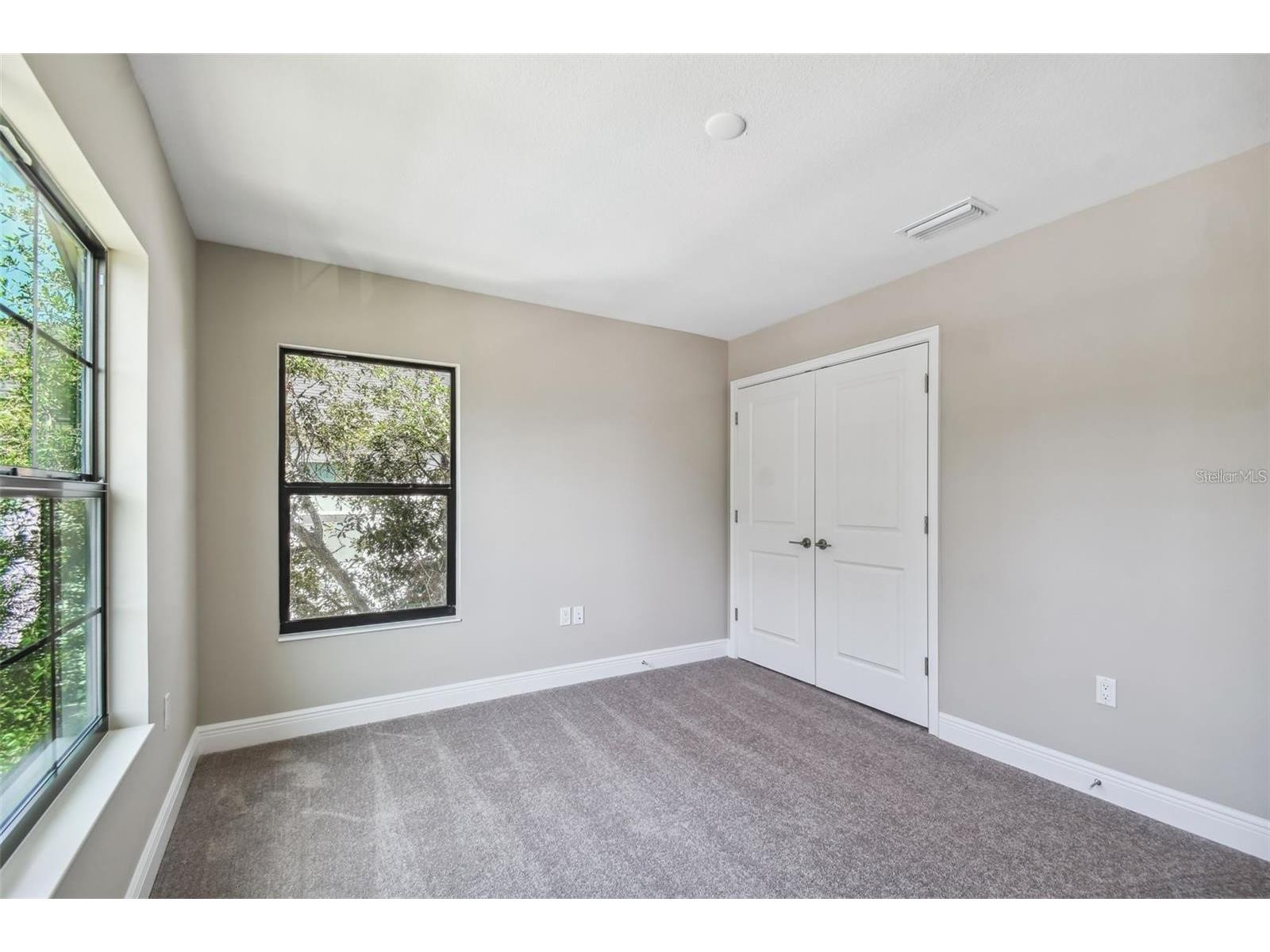 4333 2nd Avenue N Saint Petersburg FL 33713 TB8493711 image26