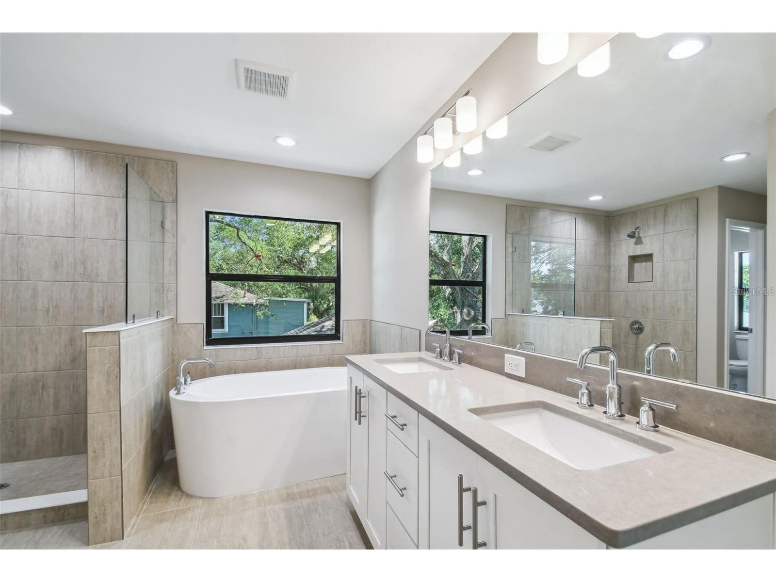 4333 2nd Avenue N Saint Petersburg FL 33713 TB8493711 image33