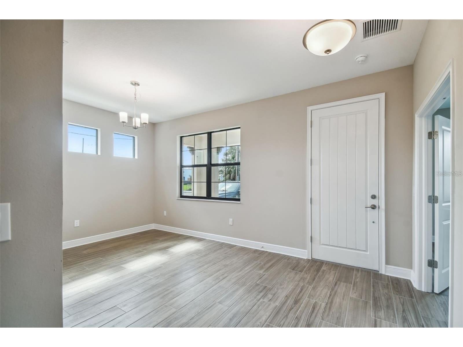 4333 2nd Avenue N Saint Petersburg FL 33713 TB8493711 image5