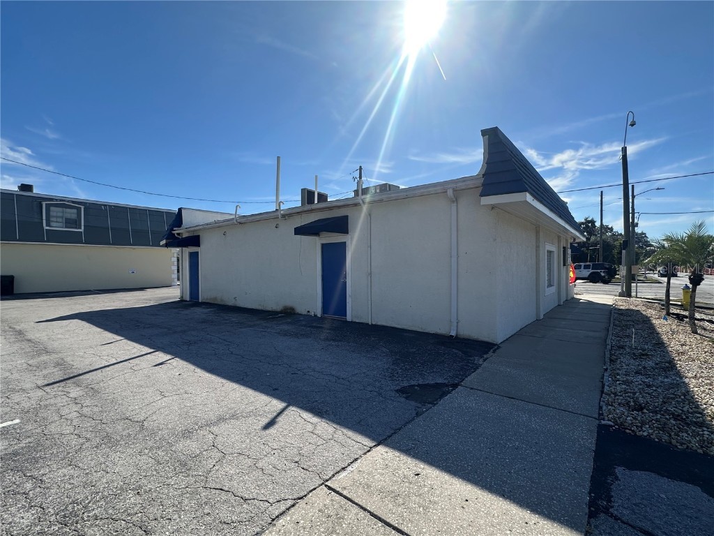 4333 & 4323 W Bay To Bay Boulevard Tampa FL 33629 TB8452601 image3