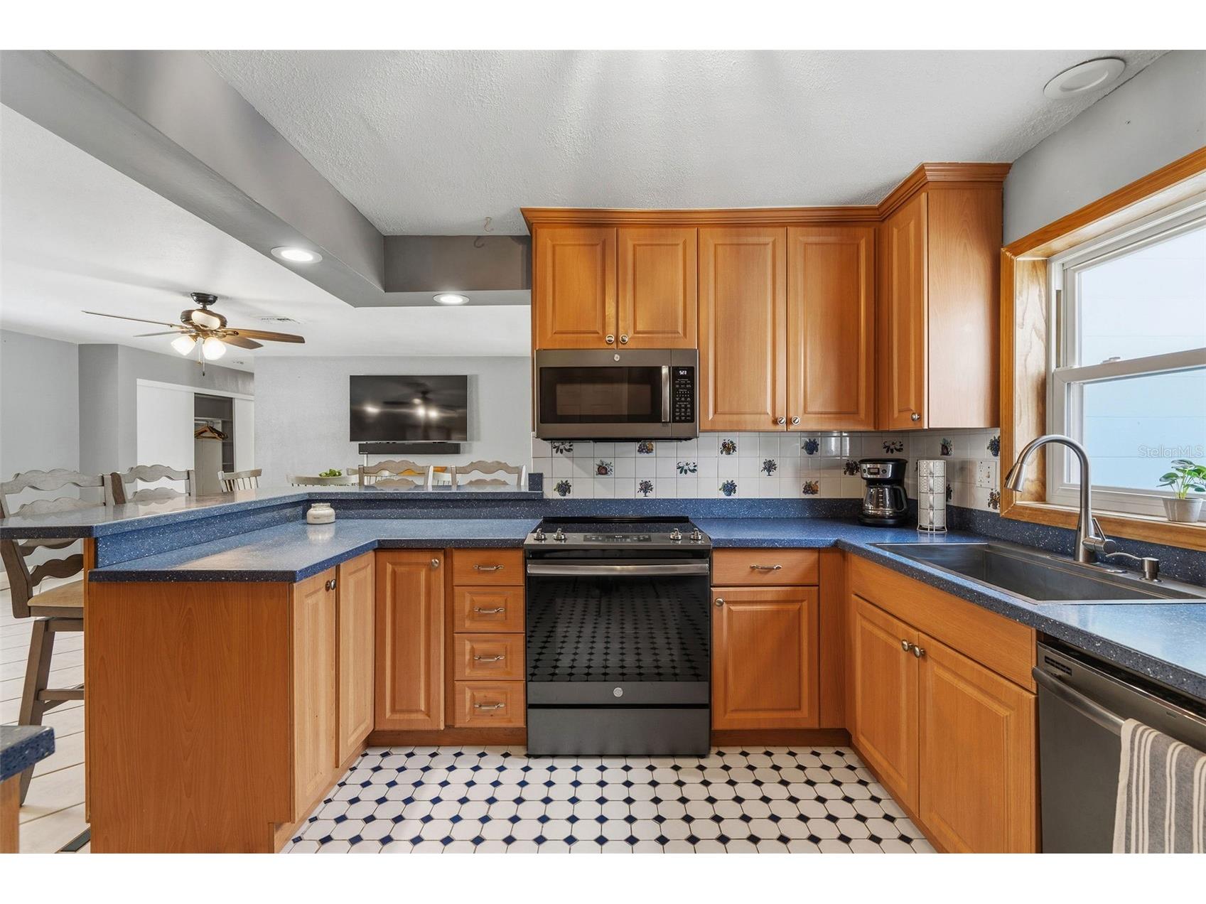 4333 71st Avenue N Pinellas Park FL 33781 TB8502921 image10