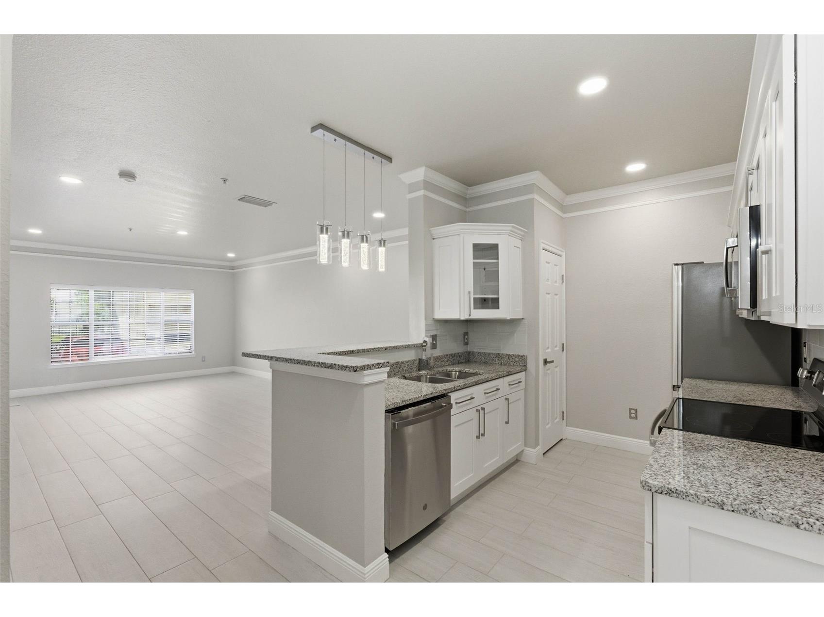 4333 Bayside Village Drive #102 Tampa FL 33615 TB8504768 image11