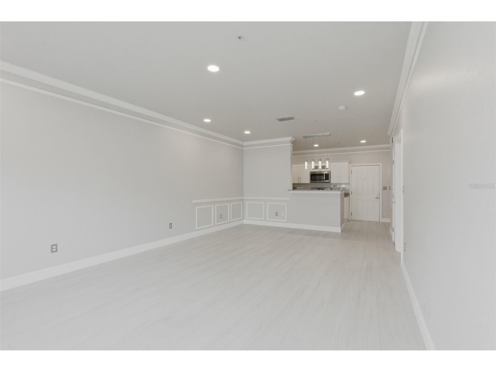 4333 Bayside Village Drive #102 Tampa FL 33615 TB8504768 image16