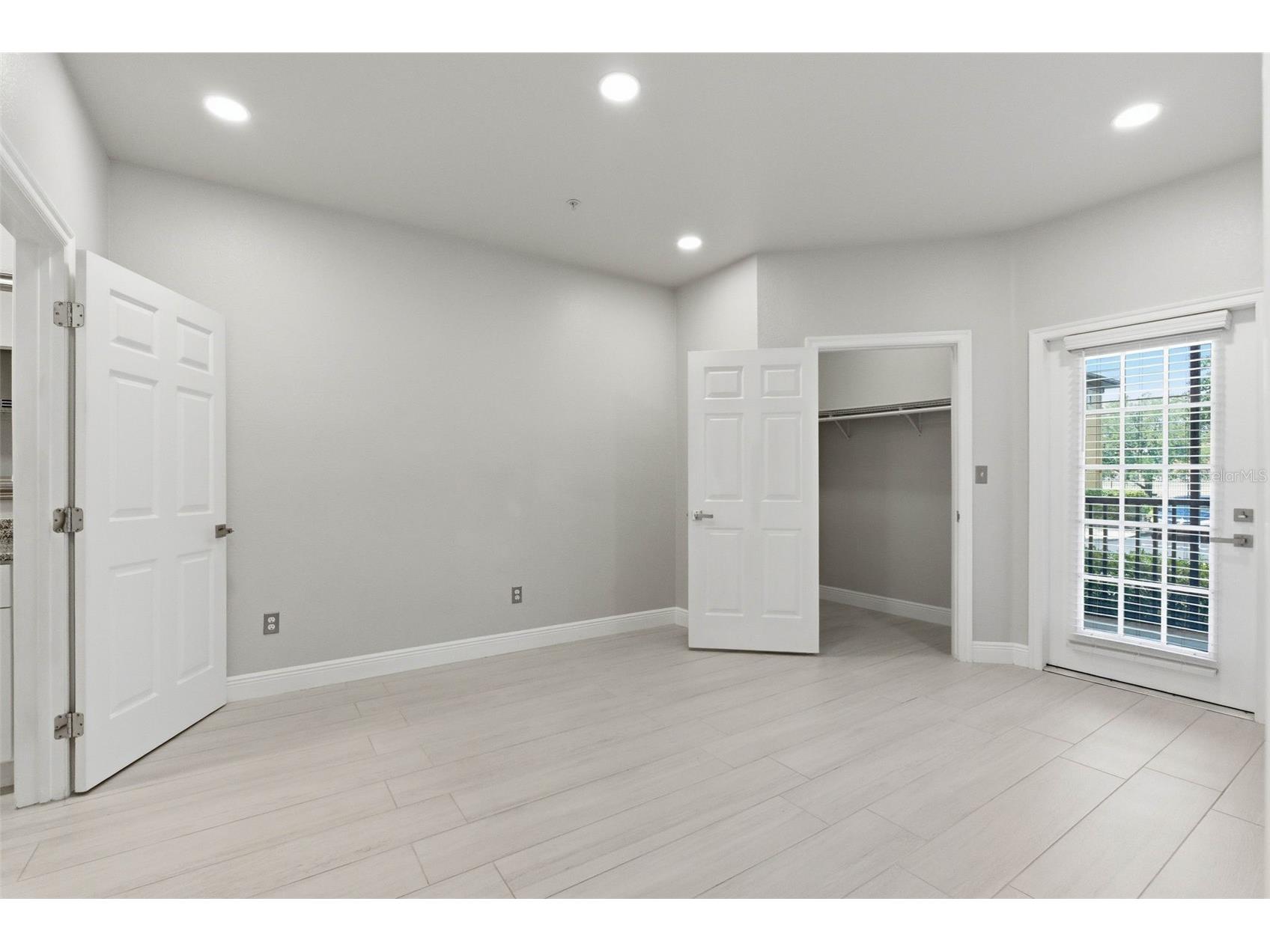4333 Bayside Village Drive #102 Tampa FL 33615 TB8504768 image21