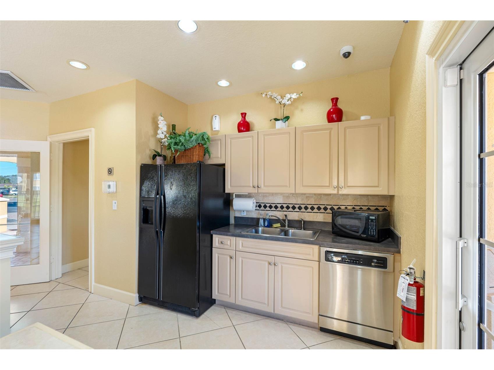 4333 Bayside Village Drive #102 Tampa FL 33615 TB8504768 image50
