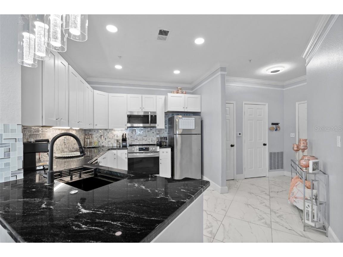 4333 Bayside Village Drive #110 Tampa FL 33615 TB8442891 image5