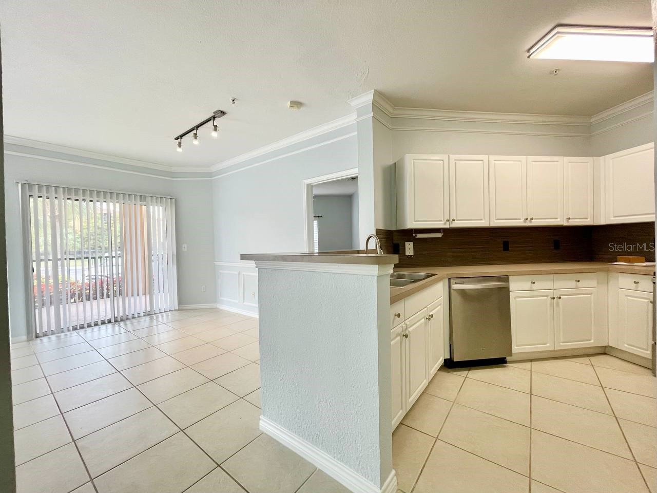 4333 Bayside Village Drive #128 Tampa FL 33615 TB8508424 image4
