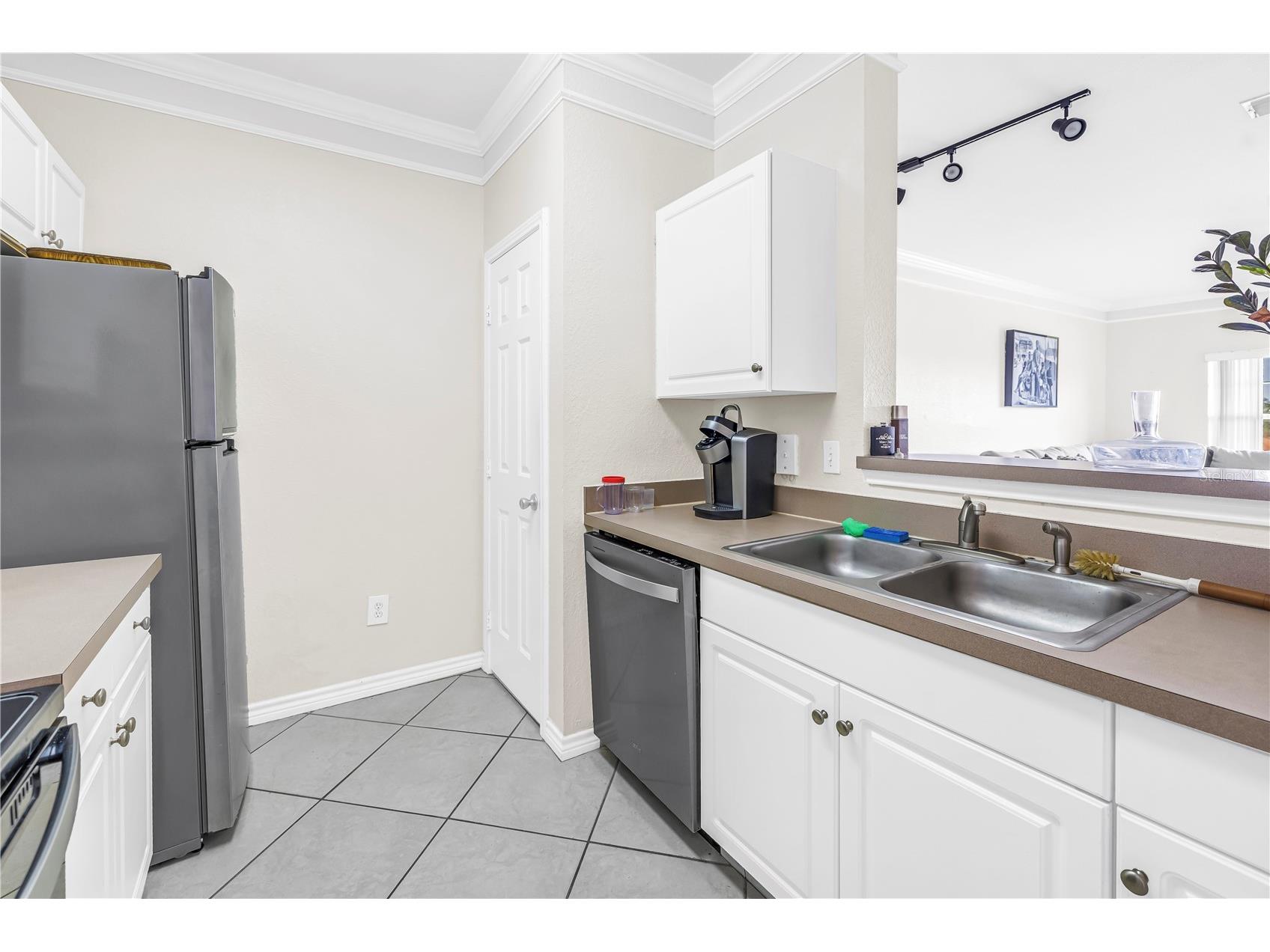 4333 Bayside Village Drive #320 Tampa FL 33615 TB8483725 image5