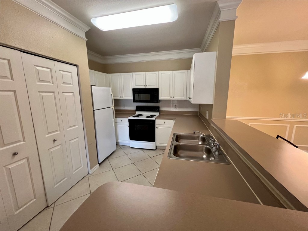 4333 Bayside Village Drive #327 Tampa FL 33615 TB8429201 image10