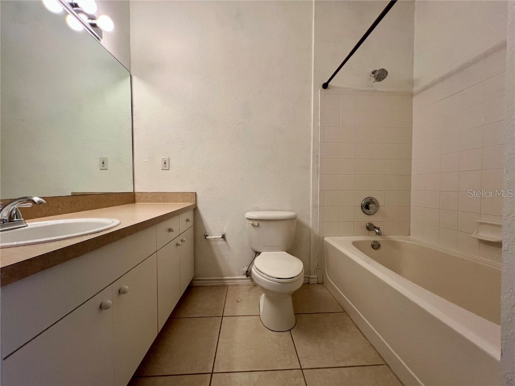 4333 Bayside Village Drive #327 Tampa FL 33615 TB8429201 image20