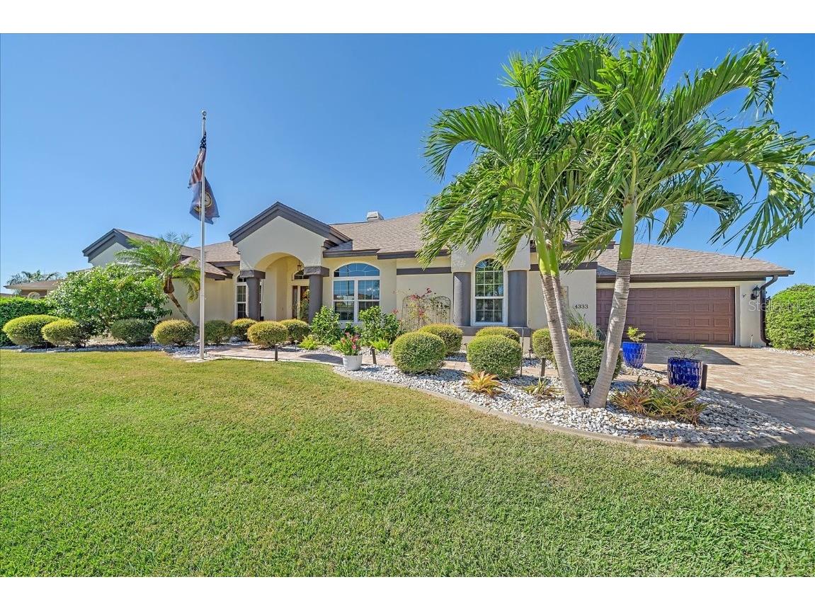 4333 Presidential Avenue Circle E Bradenton FL 34203 A4669127 image1