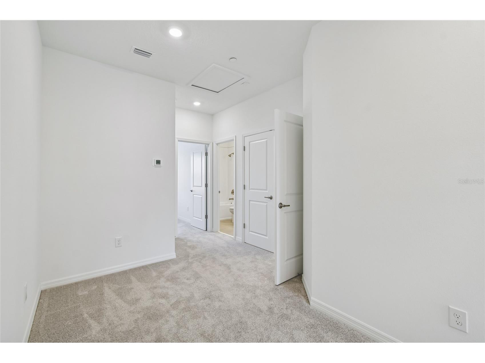 4333 Roush Avenue Orlando FL 32803 TB8479380 image16