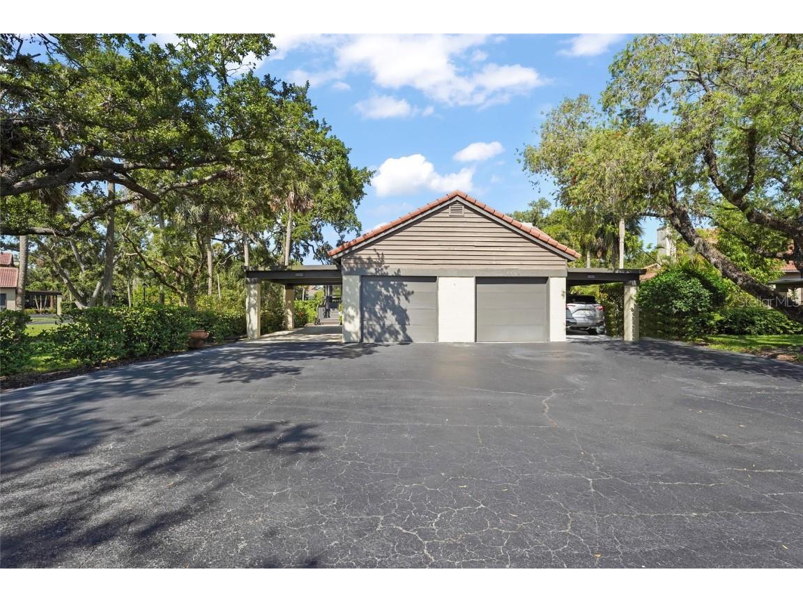 4333 Trails Drive #10-1 Sarasota FL 34232 A4656289 image2