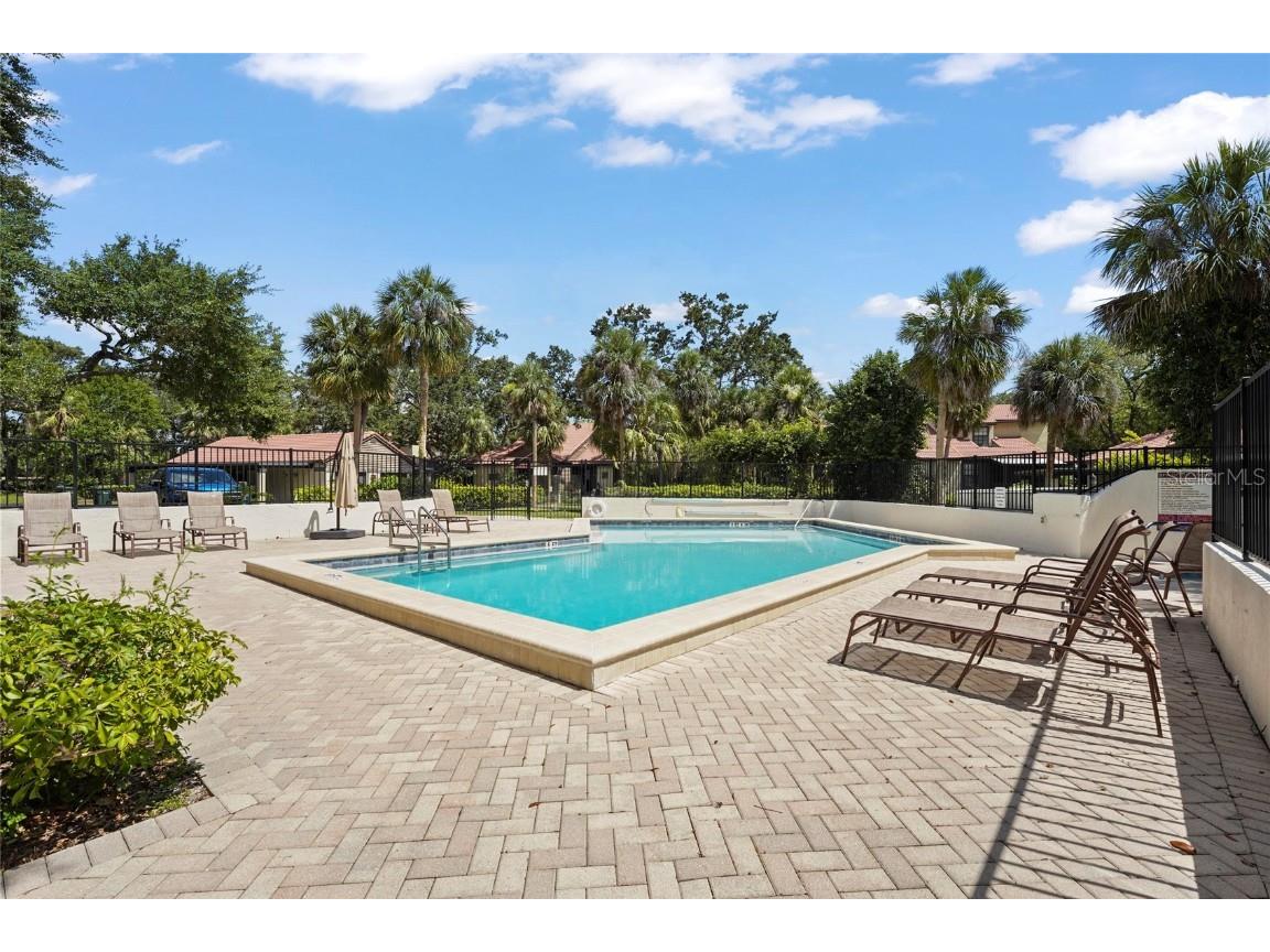 4333 Trails Drive #10-1 Sarasota FL 34232 A4656289 image65