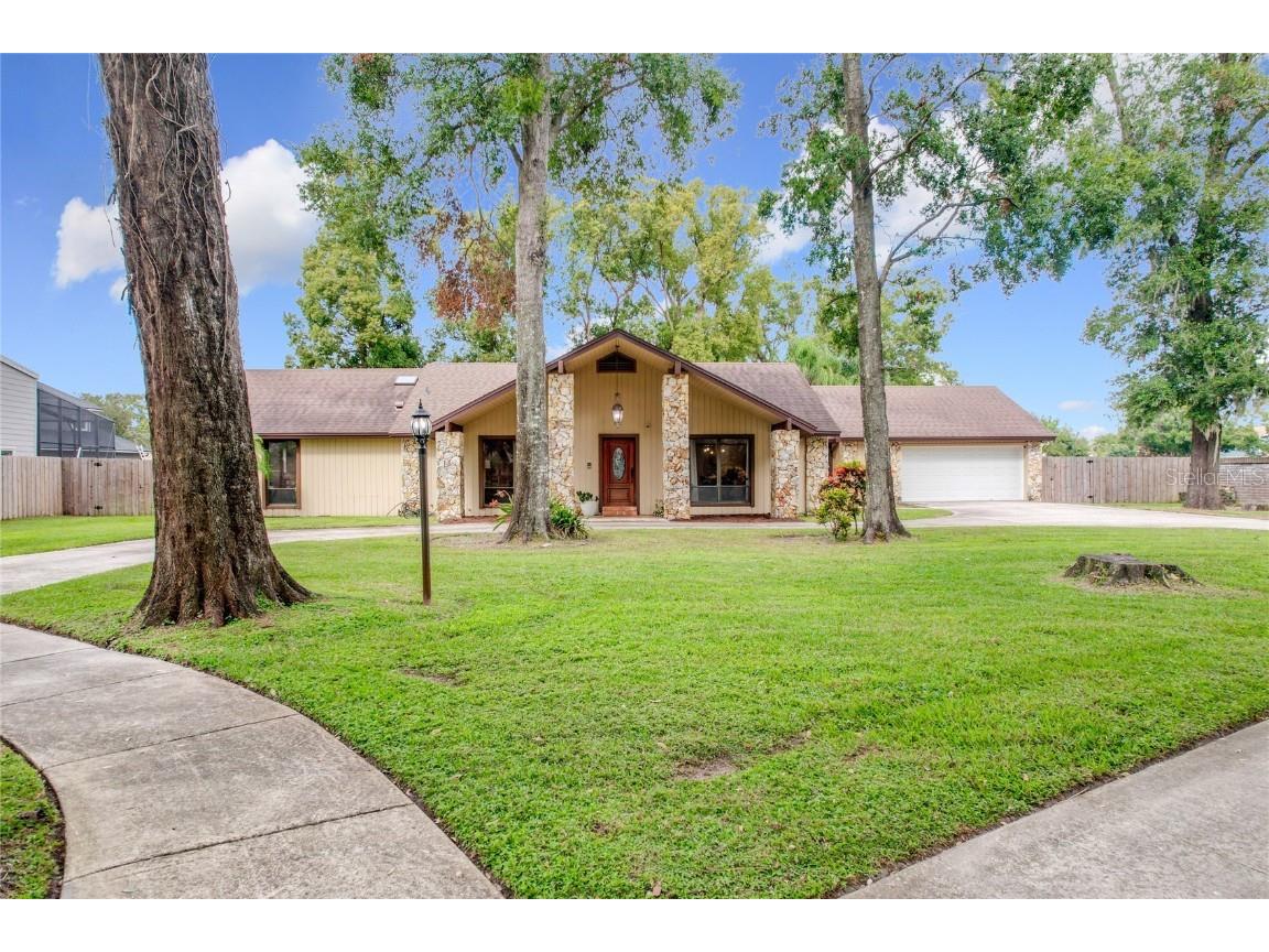 4333 Woodlynne Lane Orlando FL 32812 O6259209 image1