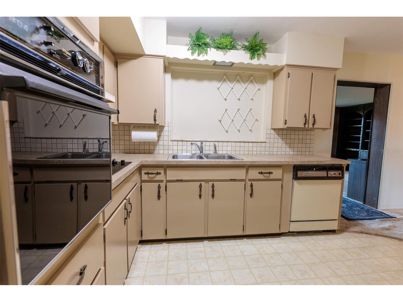 4334 61st Lane N Kenneth City FL 33709 TB8510544 image8