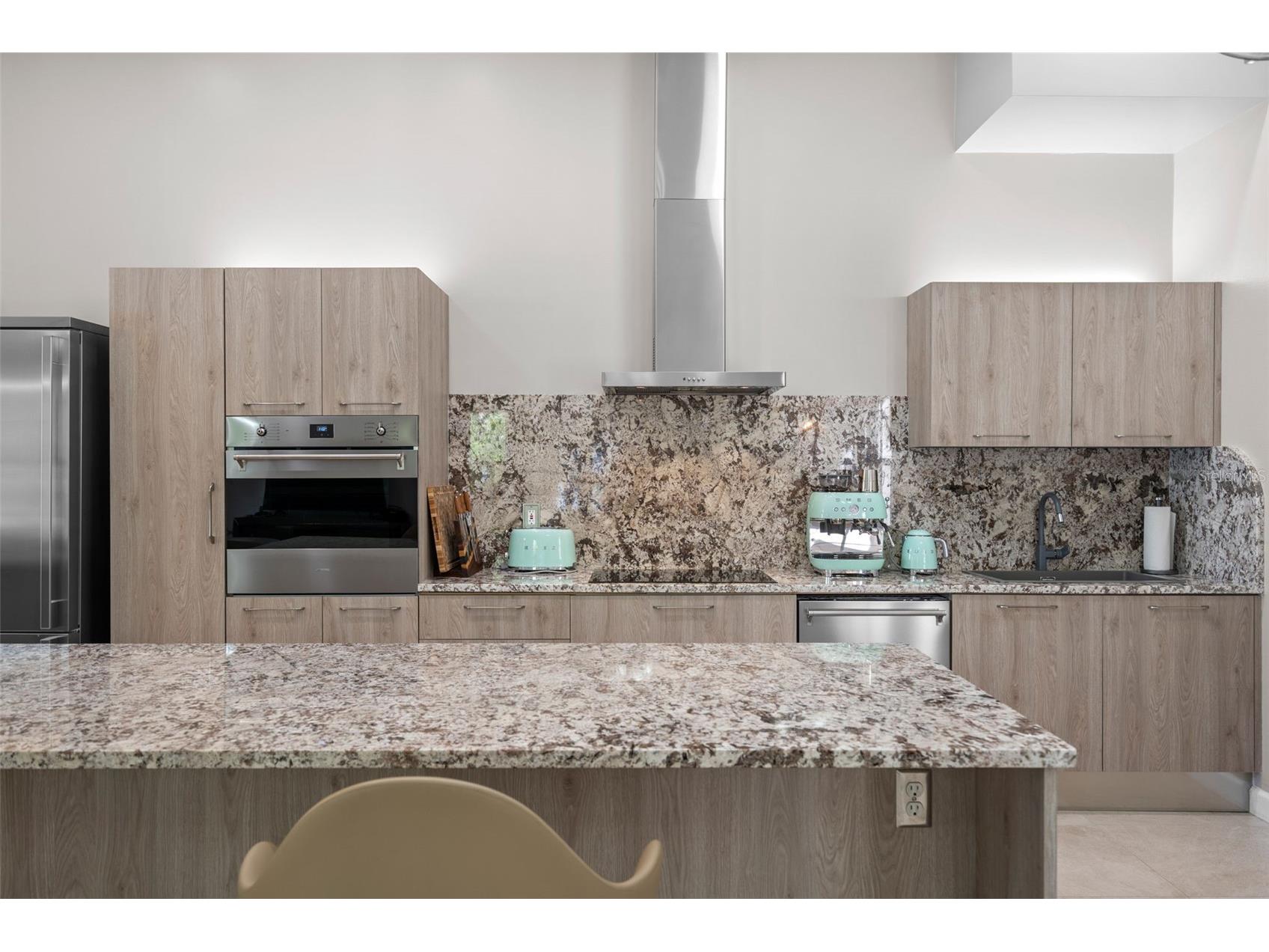 4334 Marcott Circle Sarasota FL 34233 A4690044 image10