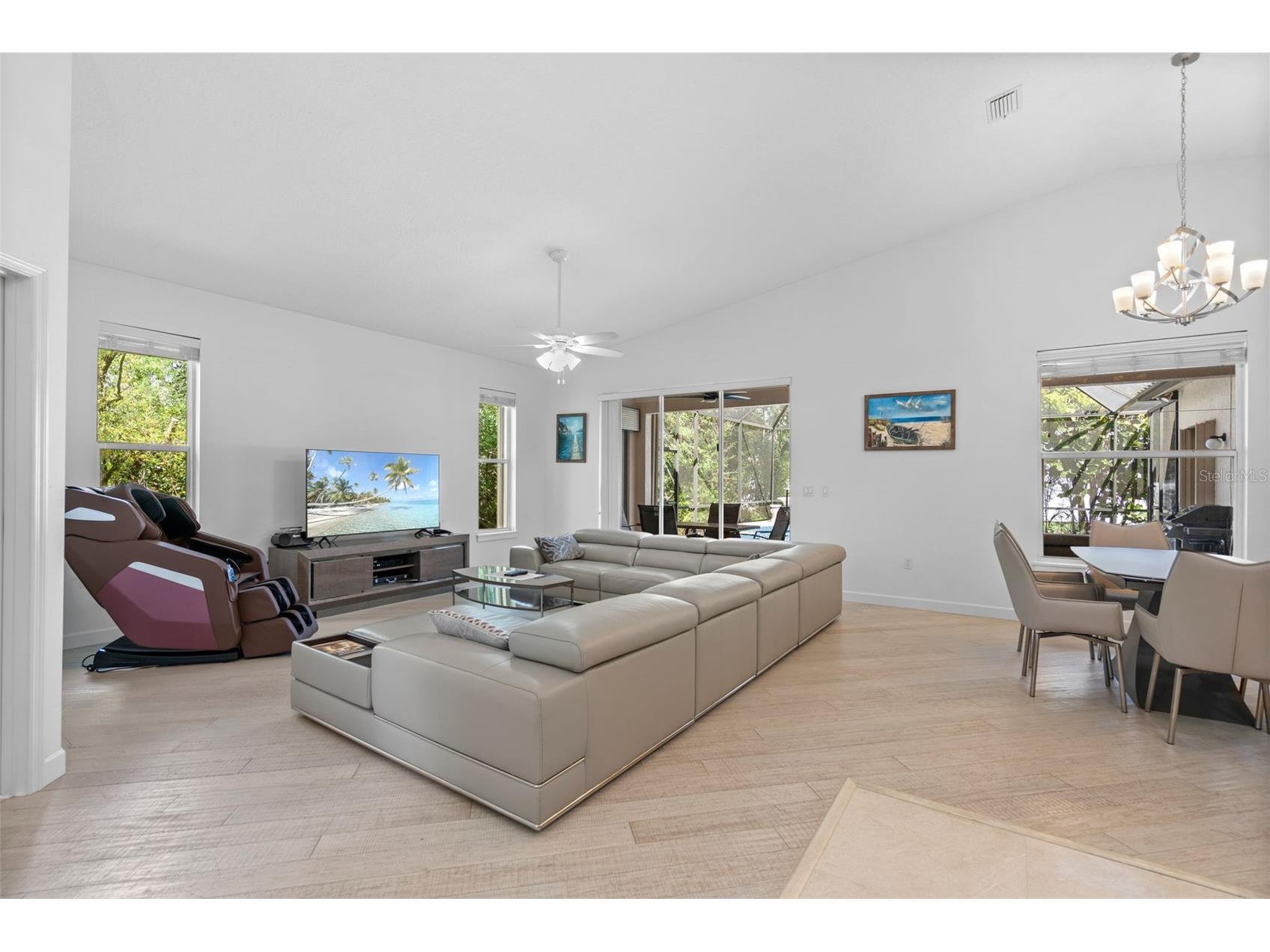 4334 Marcott Circle Sarasota FL 34233 A4690044 image16